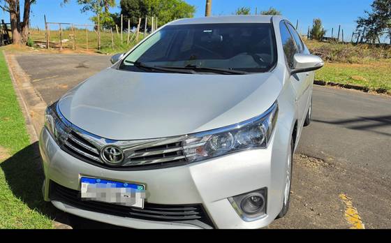 TOYOTA COROLLA 1.8 GLI 16V FLEX 4P AUTOMÁTICO TOYOTA COROLLA 1.8 GLI 16V FLEX 4P AUTOMÁTICO